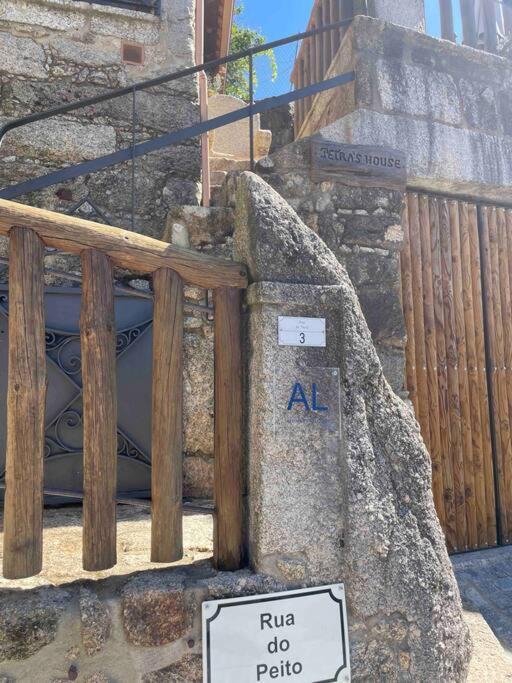 Petra'S House Geres Βίλα Εξωτερικό φωτογραφία
